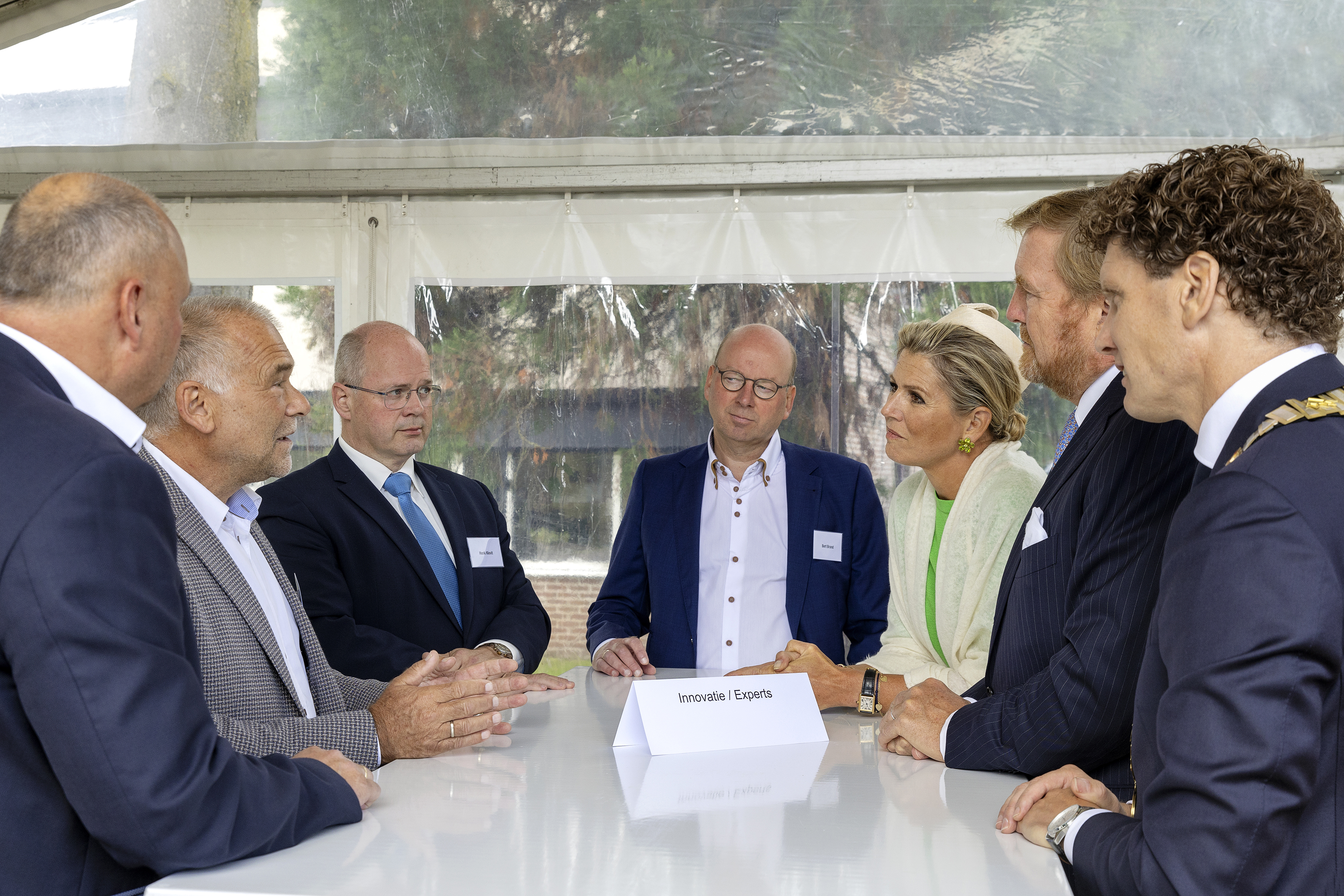 Koning Willem-Alexander en koningin Maxima op bezoek in Barneveld
