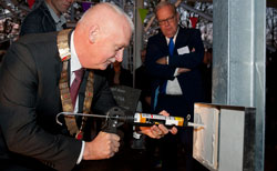 Legging eerste steen